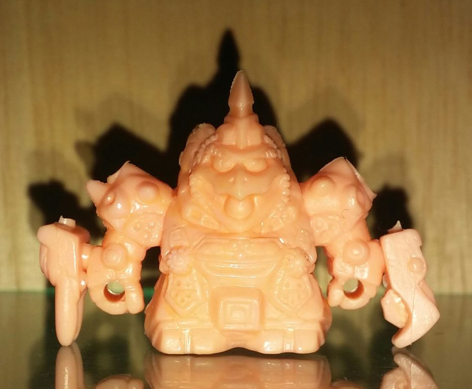 改造日記 ガン消しの両手に武器を持たせたい！ 穴開け SDガンダム ガン