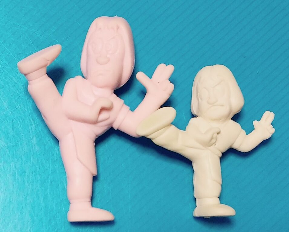 日記 ファミコン消しゴムのカラーポーズ人形を整理してみた