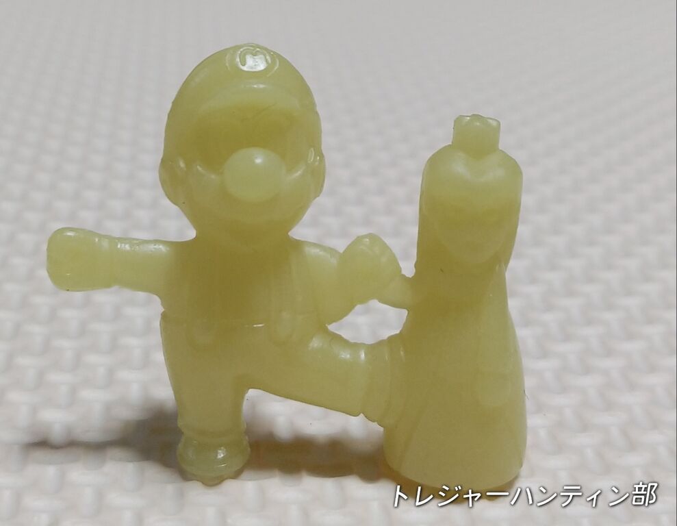 ロッテ ファミコンチョコ 3弾 スーパーマリオ 消しゴム 蓄光 リスト