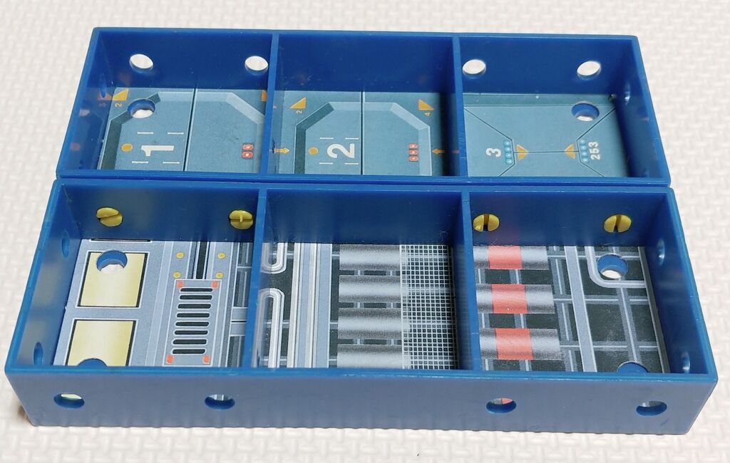 懐かしい食玩の箱付きを入手！ SDガンダム大集合 メッキ ガン消し 基地