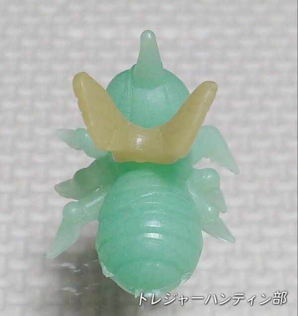 前編 ロッテ ファミコンチョコ 3弾 メトロイド 消しゴム 蓄光