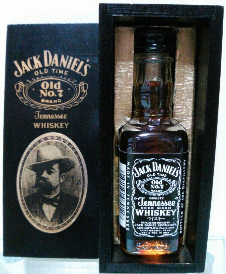 ミニボトル ジャックダニエルズ JACK DANIEL'Sテネシーウィスキー : トレジャーハンティン部、部長のブログ ミニボトル ジャックダニエルズ JACK DANIEL'Sテネシーウィスキー : トレジャーハンティン部、部長のブログ