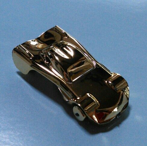 フエラムネ ゴールデンコーラ限定 金のスポーツカー 金の