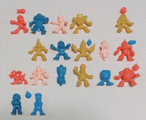 前編 ロックマン4 消しゴム バンダイ リスト データベース