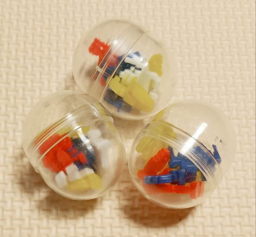 前編 昭和レトロなカプセルいっぱい。 20円 50円 コスモス 前編 昭和レトロなカプセルいっぱい。 20円 50円 コスモス