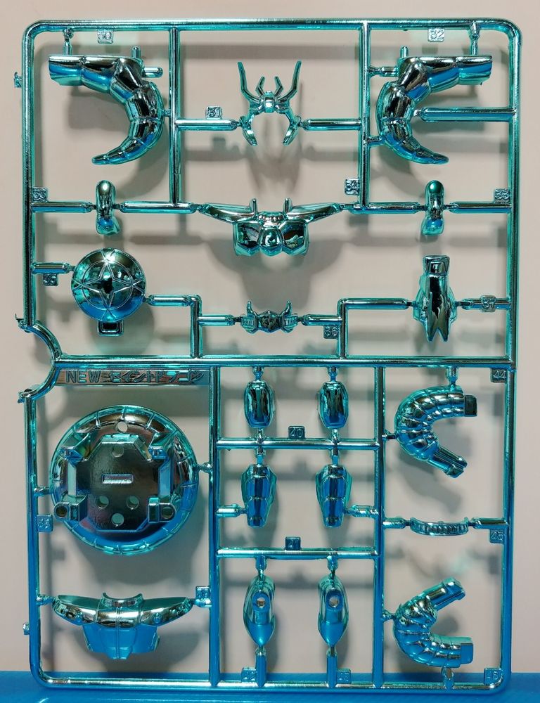 聖闘士星矢 プラモデル ニューセイントドラゴン ドラゴンのクロス