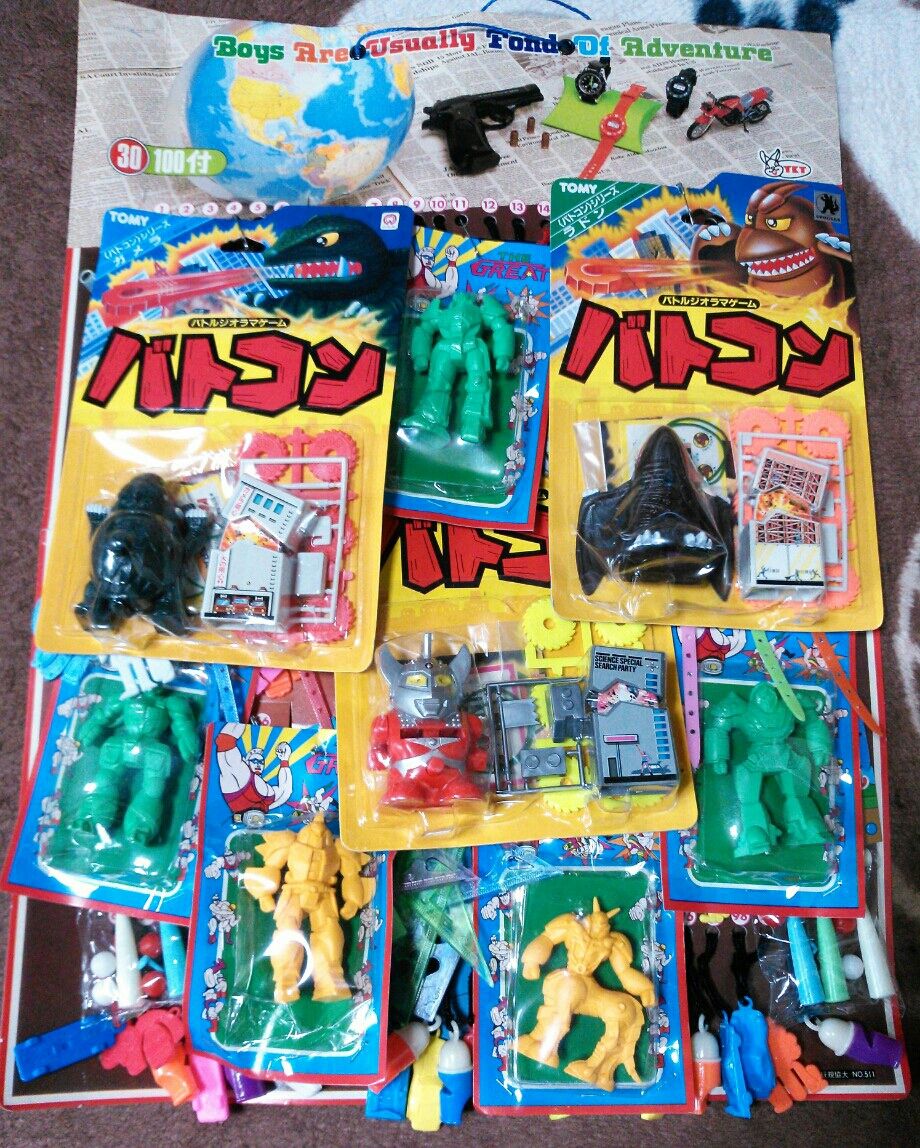 ヨコタ 駄菓子屋くじ引き なんか色々付いてます : トレジャー