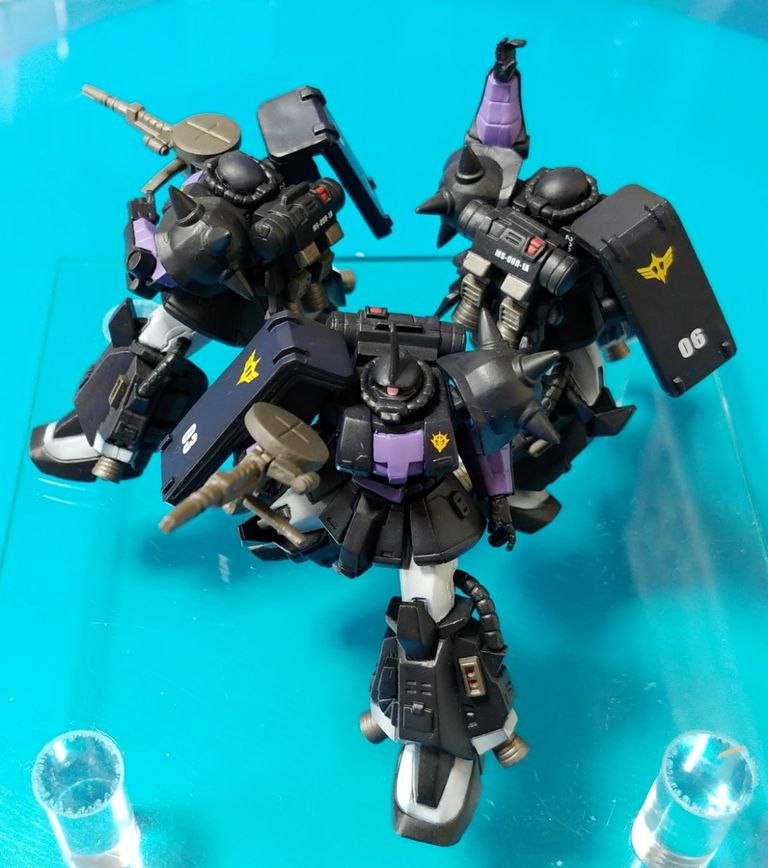 ガンダム アルティメットオペレーション 高機動型ザクⅡ 黒い
