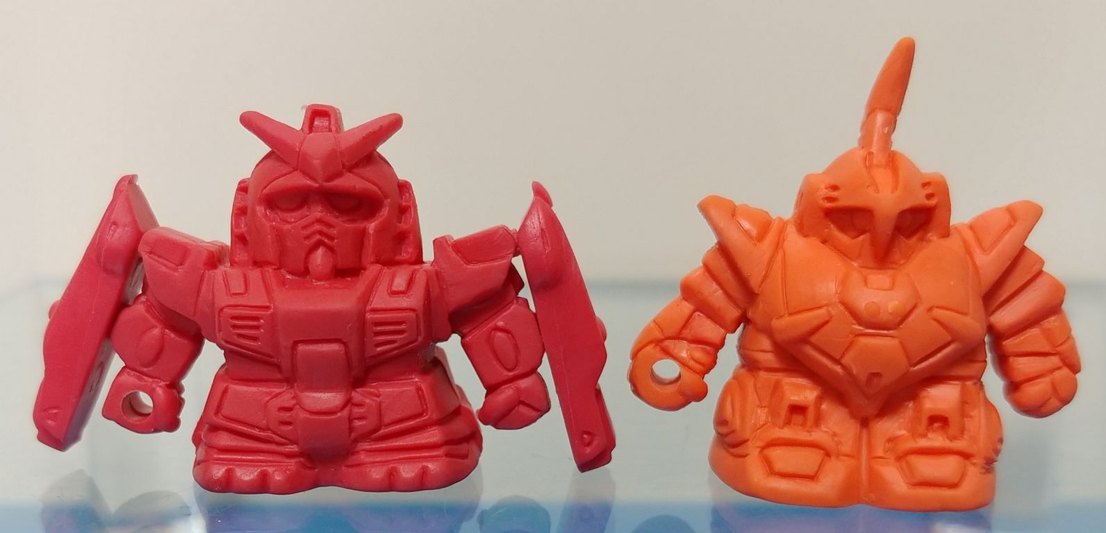 ガン消し　SDガンダム　赤　当時品 日記 SDガンダムのガン消し纏めを開封 レアカラー : トレジャー