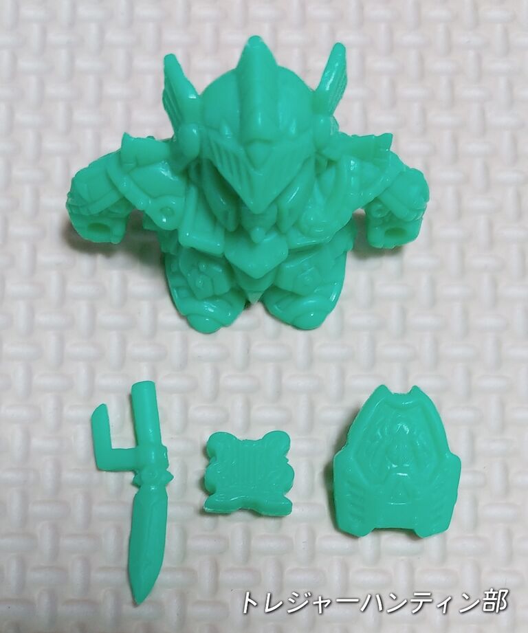 日記 外伝のパーツ中心に写真を撮ってみた。 光の騎士 ジークジオン編