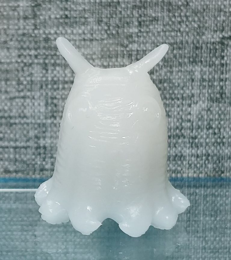 蓄光のオマケが出てくるバスボール 深海の生き物 100円ショップ 夜光 ... おばけバスボール 深海魚バスボール のおまけ