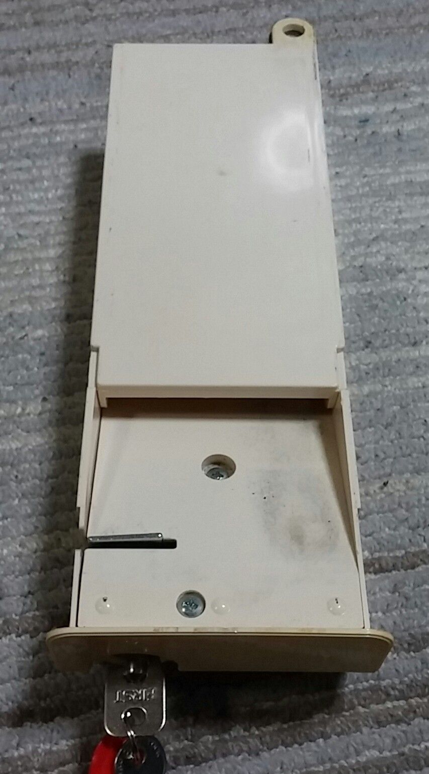 ガチャガチャ本体 ユージン スリムボーイ 前編 : トレジャーハンティン