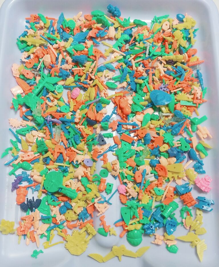 纏め開封~洗浄日記 パーツの方が多いガン消し纏め SDガンダム 纏め開封~洗浄日記 パーツの方が多いガン消し纏め SDガンダム