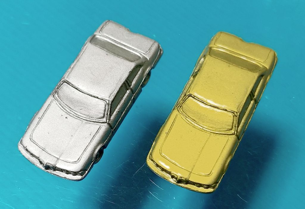 磁石入りのカー消しを積んでみた。 スーパーカー消しゴム マグモカー