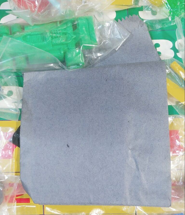 昭和レトロな駄菓子屋さんのくじ引き スーパーカー スターウォーズ