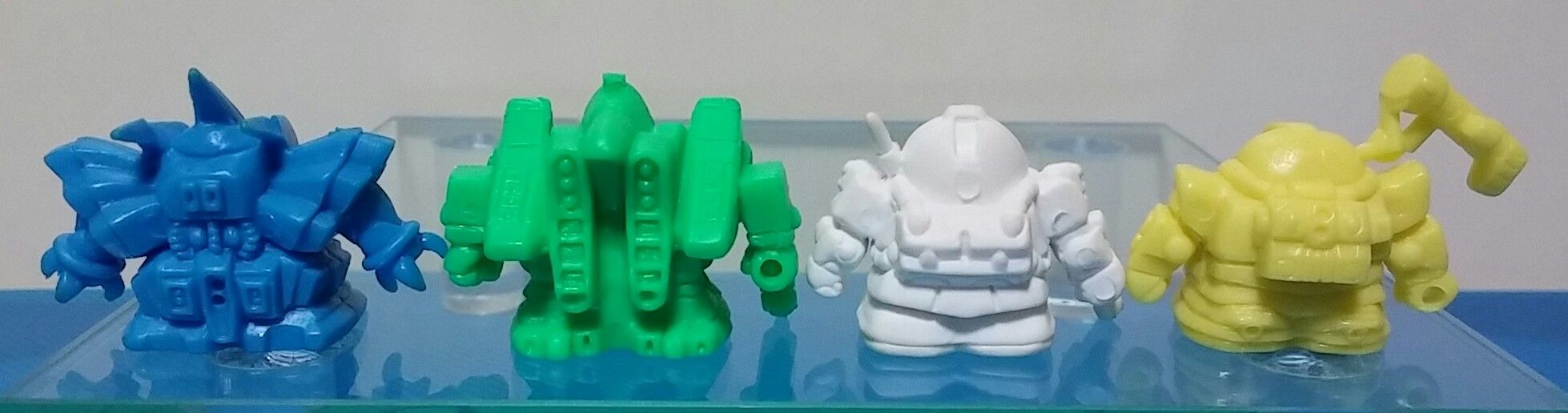 ガン消し 詳細不明の武装 多数 ガン消しのパーツの見分け方 ガンダム7号機 フルアーマー