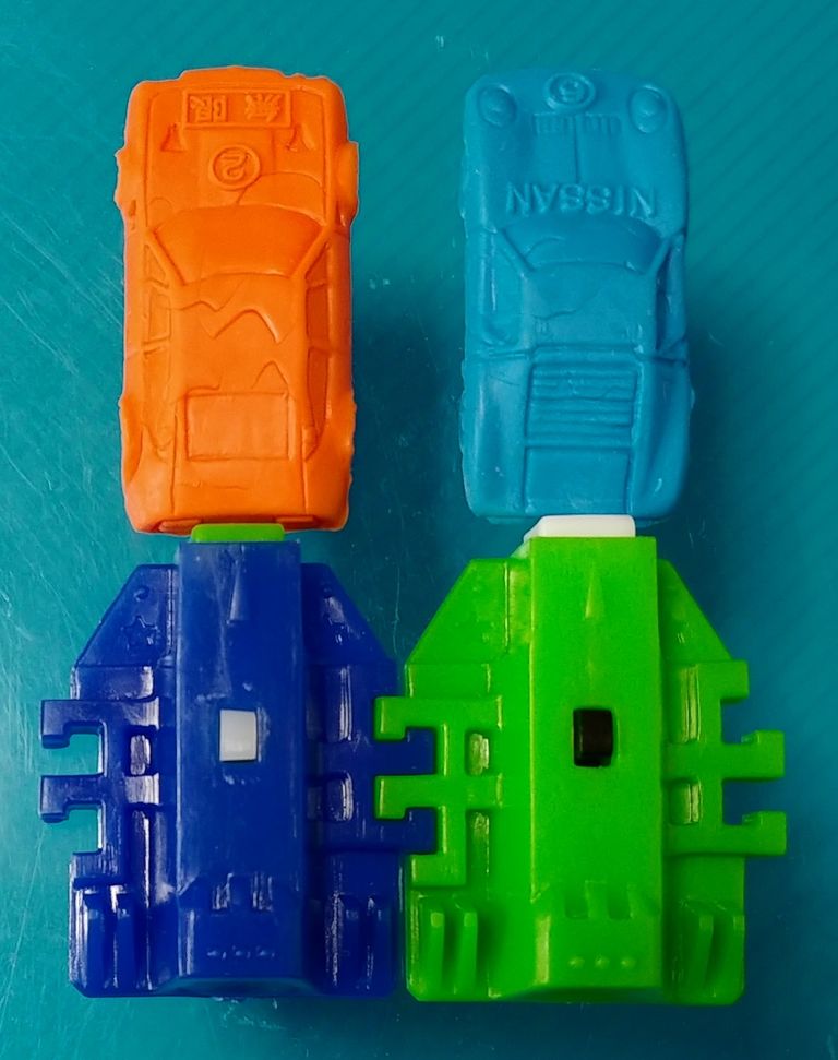 よろしくメカドック 発射台付 スーパーカー消しゴム バイク スクーター