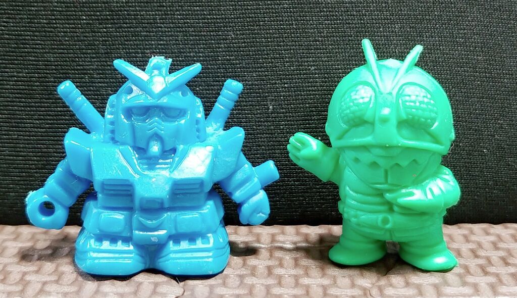 ▼ キャラ消し まとめ売り 大量 ガンダム DB 仮面ライダー キン肉マン ウルトラマン キン消し 岡山 発 (A-2221i2) 消しゴム高額買取SDガンダム・ガン消し⁄出張・宅配買取 - リサイクル