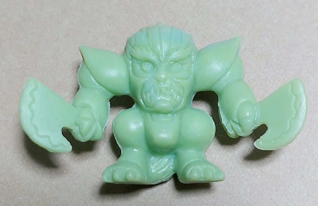 ドラゴンボール消しゴム　界王神　オレンジ色 ドラゴンボール消しゴム 界王神 オレンジ色