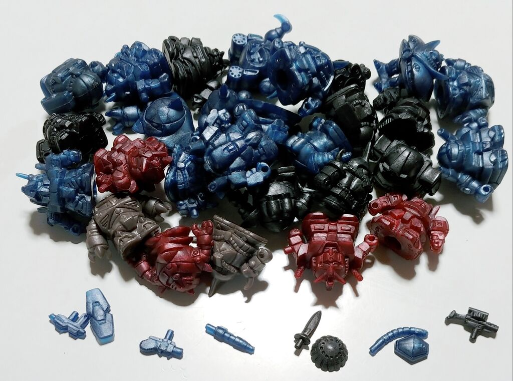 更に纏め開封日記！ ガン消し メタリック 元祖SDガンダム 仮面
