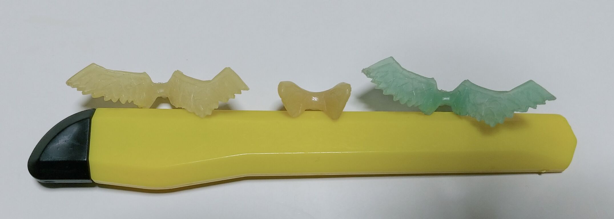 ファミコンチョコ消しゴム　メトロイド　ゼブ　未切り　キャラクター　キン消し 前編 ロッテ ファミコンチョコ 3弾 メトロイド 消しゴム 蓄光