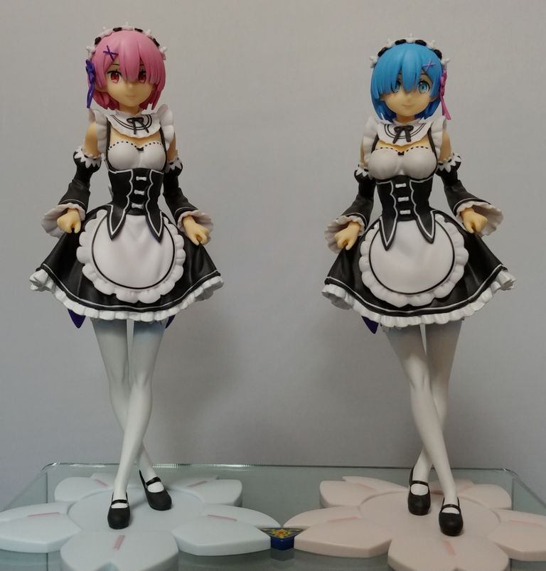 Re:ゼロ レム ラム curtsey Premium Figure Amazon.co.jp: セガ Re:ゼロから始める異世界生活 プレミアム