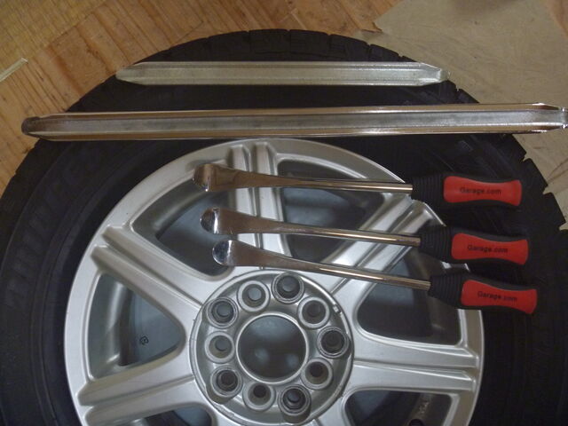 タイヤの組み換え その２ タイヤ外し ｄ ｉ ｙ 日記