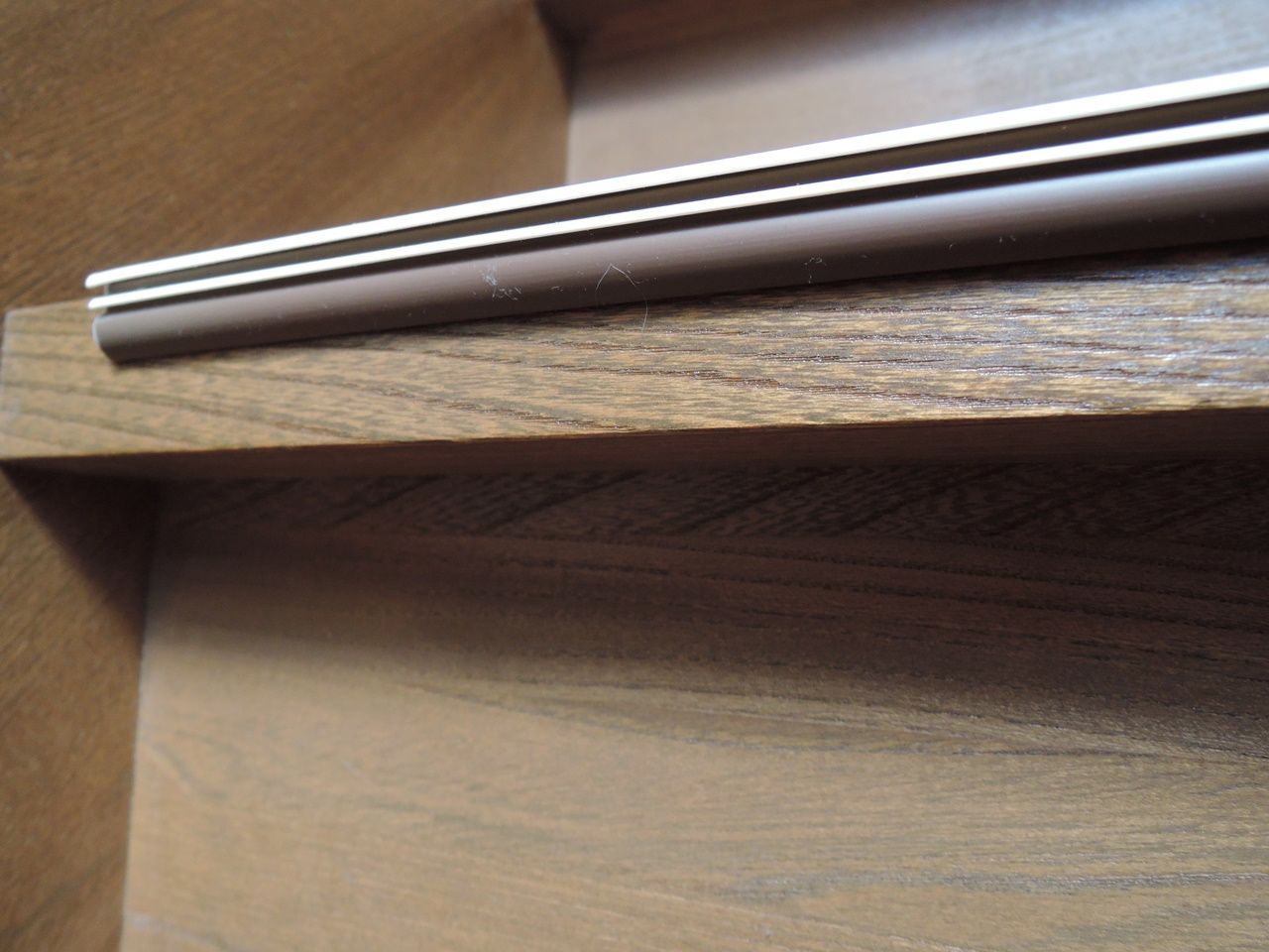 100均グッズで快適に 階段でコケても大丈夫 階段スベリ止め ダッド パパ のdiy Usedブログ