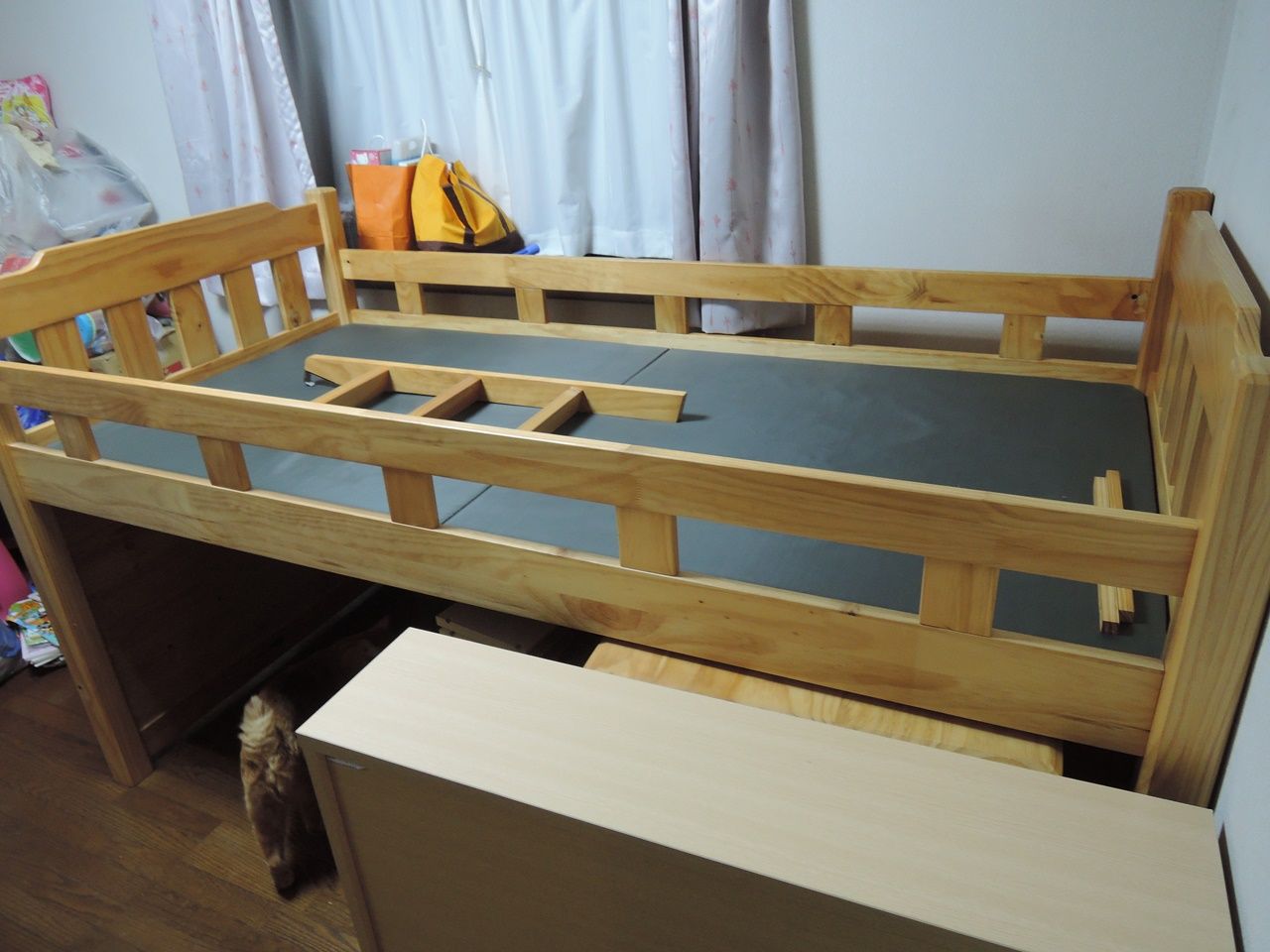 エコで行こうぜ 二重窓ｄｉｙ編 ムスメちゃんの部屋に二重窓を 出窓編 ダッド パパ のdiy Usedブログ