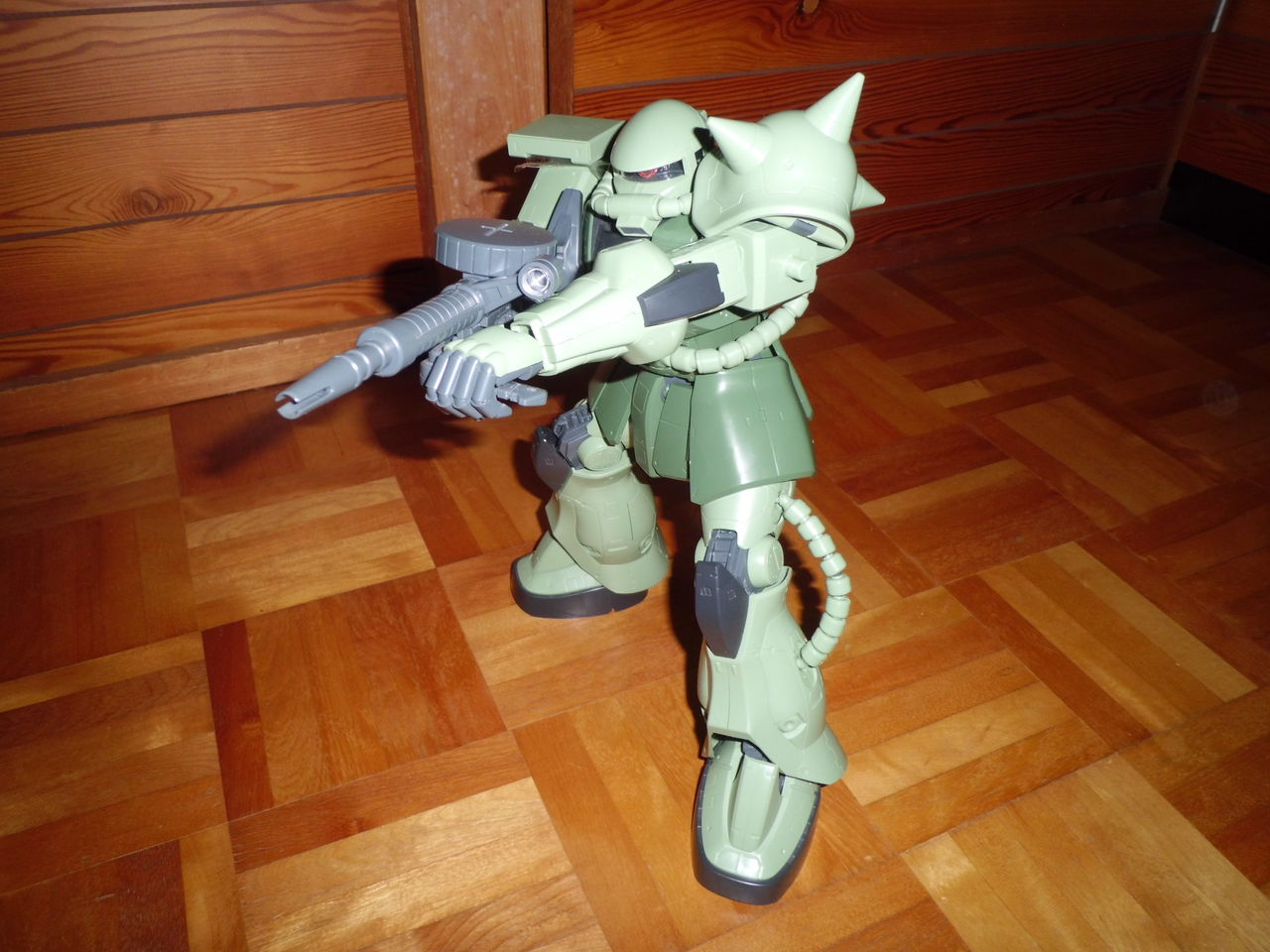 バンダイ メガサイズモデル 1/48 量産型ザク その1 : 「自分が バンダイ メガサイズモデル 1/48 量産型ザク その1 : 「自分が