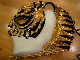 佐藤さんのマスクの個展開催中 Dj Ushijima S Blogdiary 佐藤さんのマスクの個展開催中 Dj Ushijima S Blogdiary