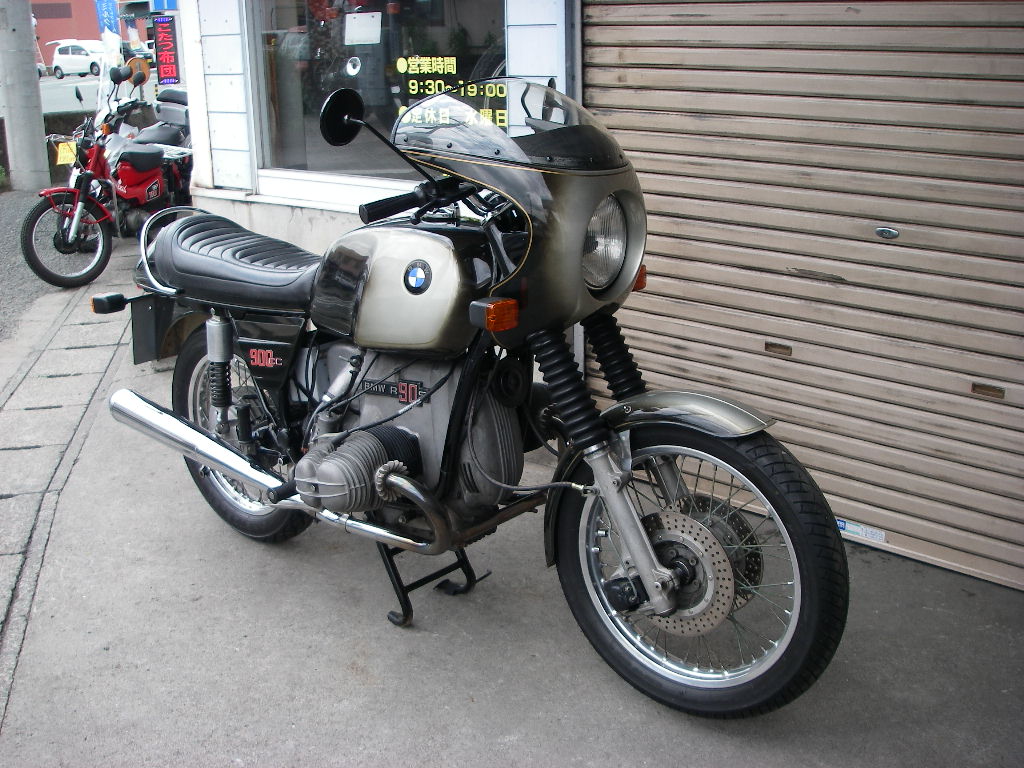 中古車情報 ｂｍｗ ｒ90ｓ D J Sportのブログ