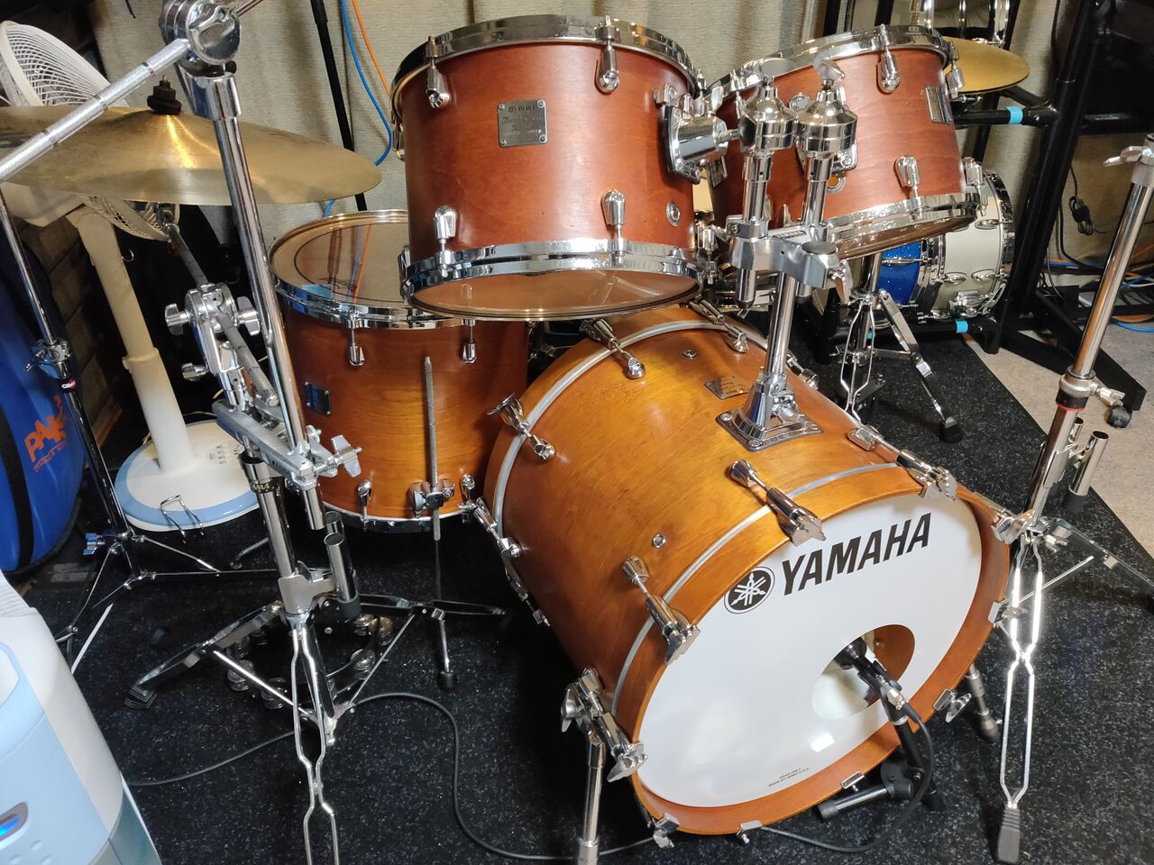YAMAHA バーチカスタムアブソルート バスドラム 22x16 虚し