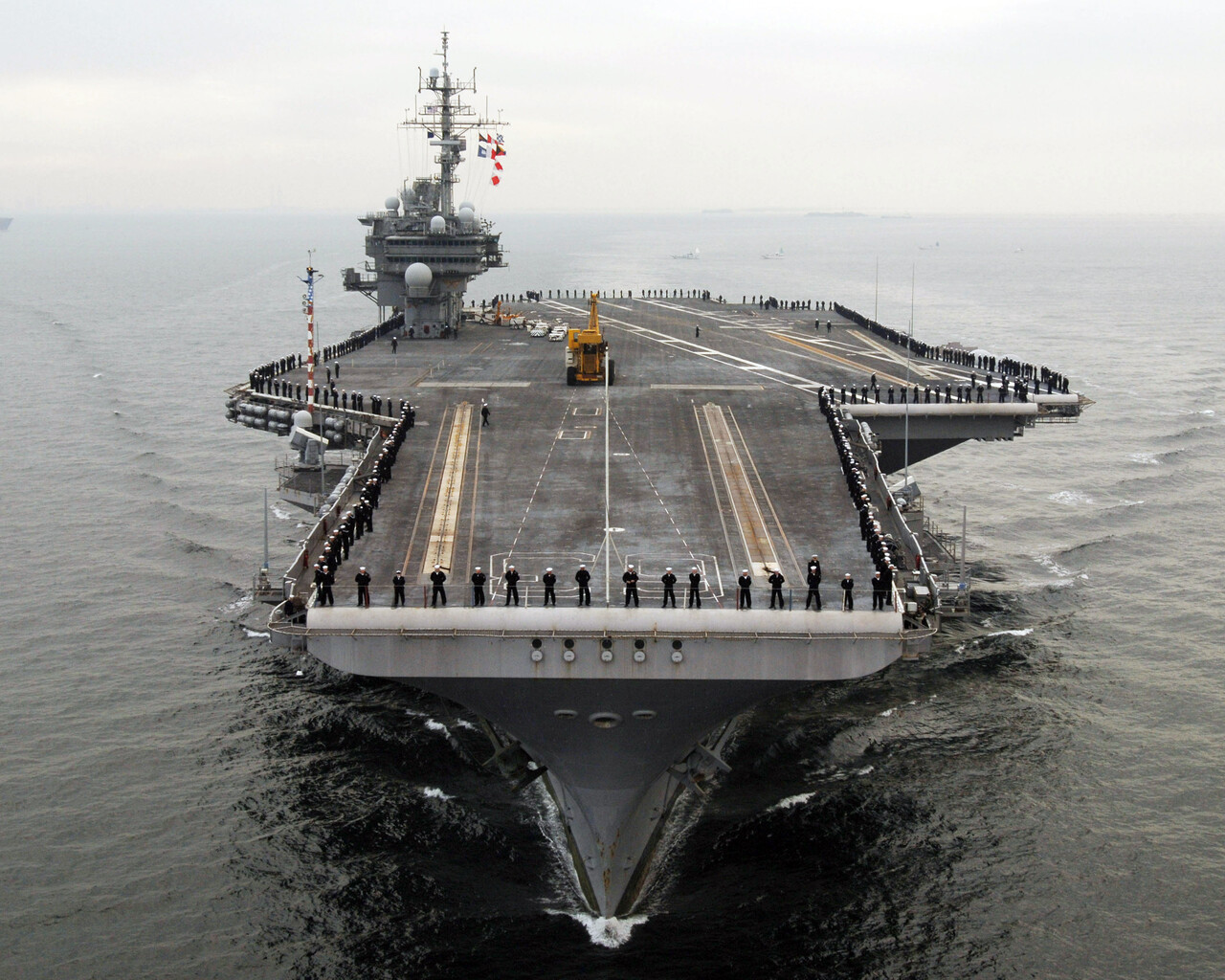 戦国時代に自衛隊500人 空母いずも1隻 F35戦闘機5機 ヘリ5機 自動小銃と弾薬と燃料と飲食料1年分持っていったら 戦国時代に自衛隊500人 空母いずも1隻 F35戦闘機5機 ヘリ5機 自動小銃と弾薬と燃料と飲食料1年分持っていったら