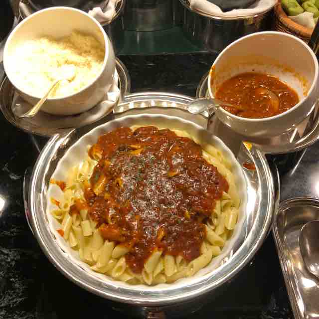 シャーウッドガーデンレストランのディナー その2 おひとりさまとたまに姪っ子と行くディズニーの旅