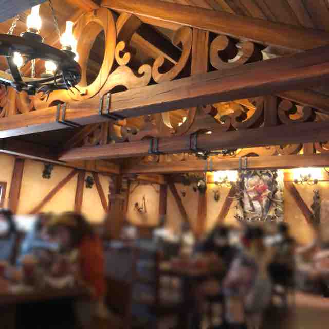 ラ タベルヌ ド ガストンへ行ってきました おひとりさまとたまに姪っ子と行くディズニーの旅 ラ タベルヌ ド ガストンへ行ってきました おひとりさまとたまに姪っ子と行くディズニーの旅