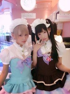 【画像】女装専門のメイドカフェwww