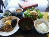 朝食