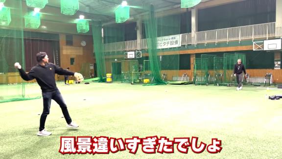 川崎宗則選手「なんか内野もやってたでしょ？」　滝野要選手「セカンドやったっす」　川崎宗則選手「セカンドやってたよね。どうだった？風景違いすぎたでしょ？」