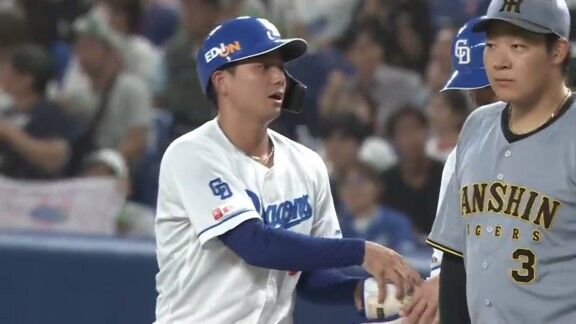 中日ドラフト4位・石伊雄太、8月12日以来となるヒットを放つ