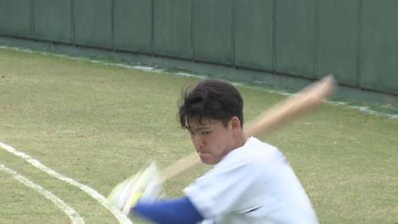 中日・立浪和義監督「小学生に言うくらいの言葉で言わな分からへん」　石川昂弥「（笑）」