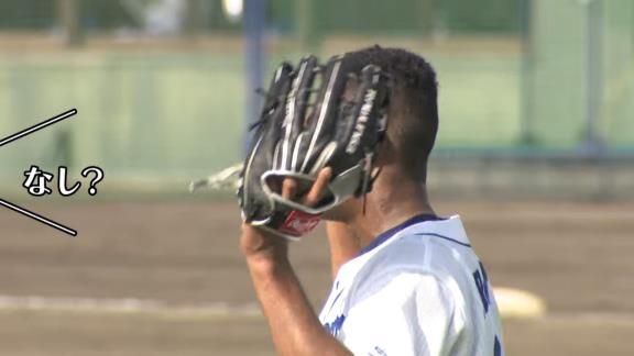 中日ドラフト1位・ブライト健太、守備練習中にまさかのプロポーズ！？