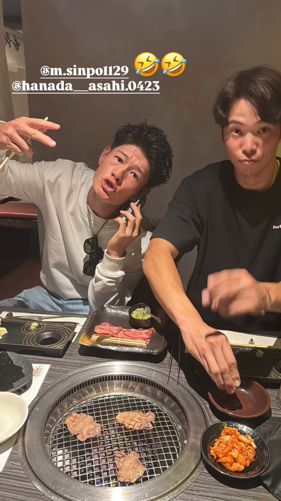 中日・C.ロドリゲス、ルーキー2人と焼肉へ