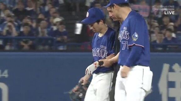 ショートスタメン出場の中日・田中幹也、負傷交代…