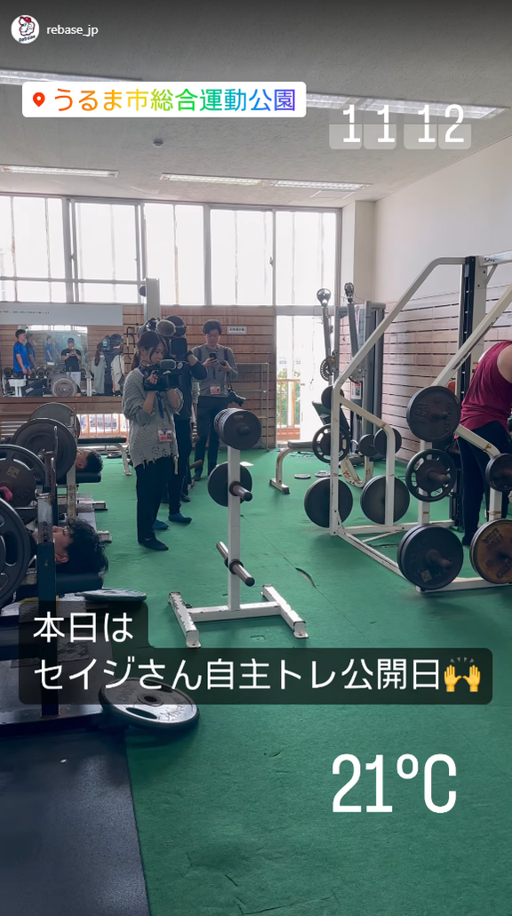 「本日はセイジさん自主トレ公開日」　中日・上林誠知らの自主トレ取材が行われる
