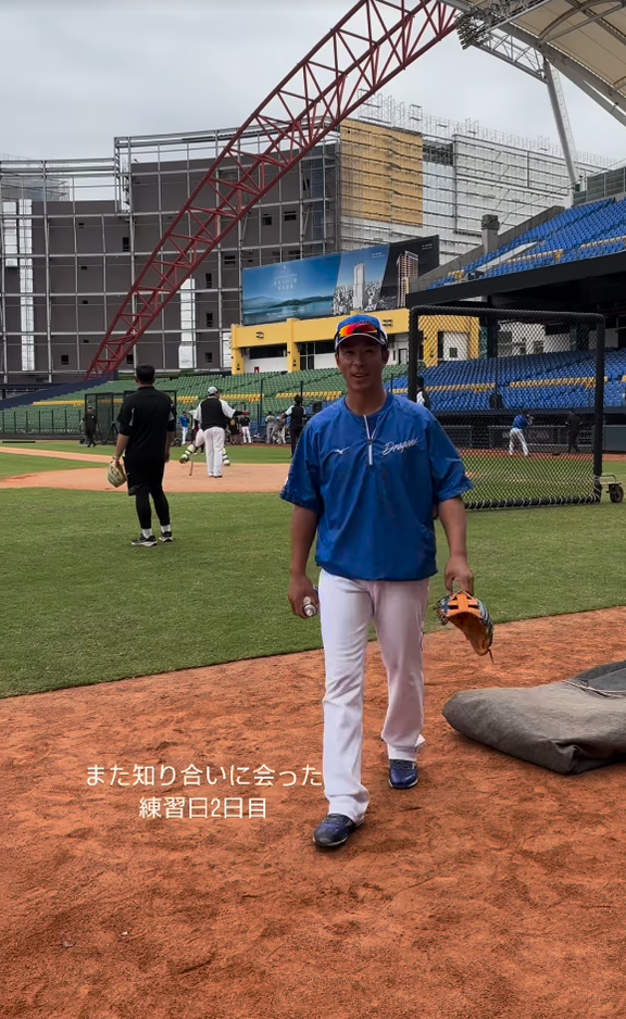 オリックス・松井佑介コーチ、台湾で“知り合い”に会う