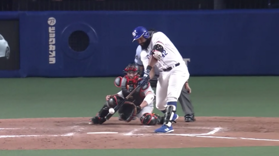 中日・アルモンテ、同点の2点タイムリーツーベース!!!