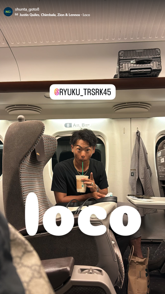 中日・土田龍空と後藤駿太、撮影し合う