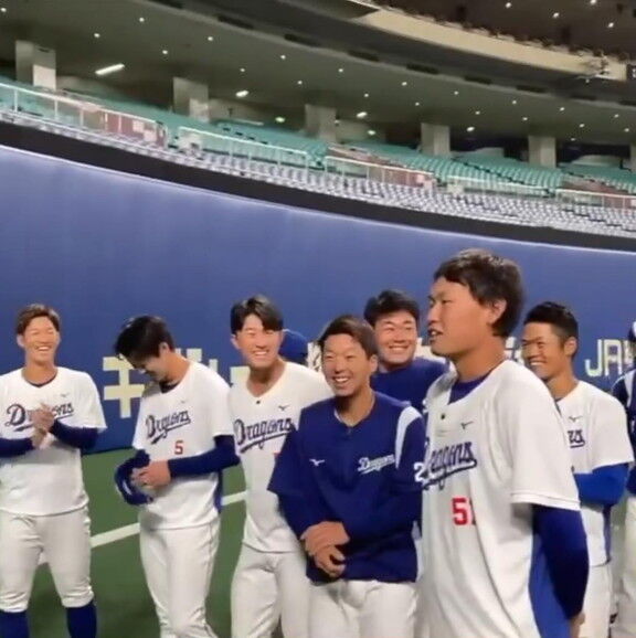 中日・滝野要選手、挨拶するだけで選手みんなを笑顔にする【動画】