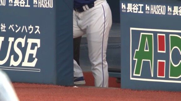 中日ドラゴンズ、バットにも“盛り塩”